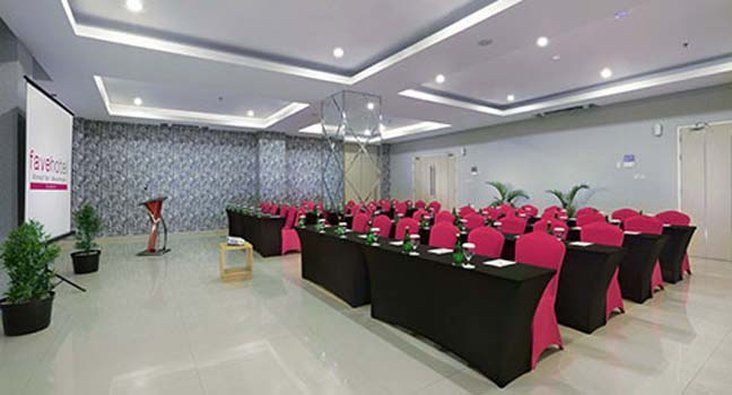 Favehotel Ahmad Yani Бекаси Экстерьер фото